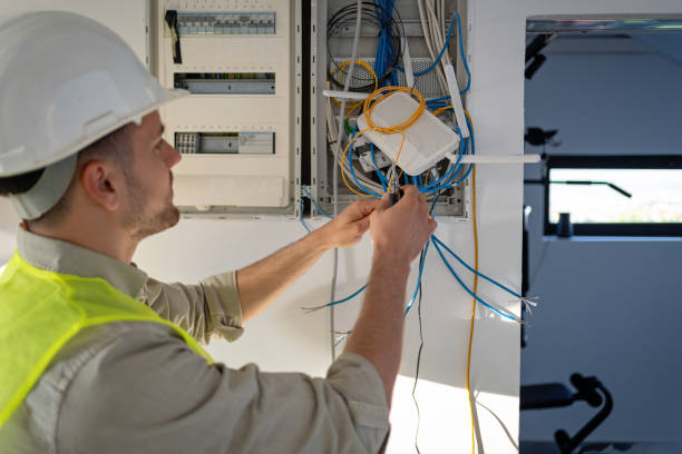 Best Affordable Emergency Electrician  in Little Rock, AR